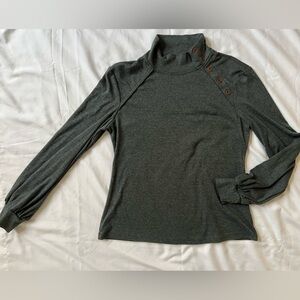 Women's Long Sleeve Gray Top